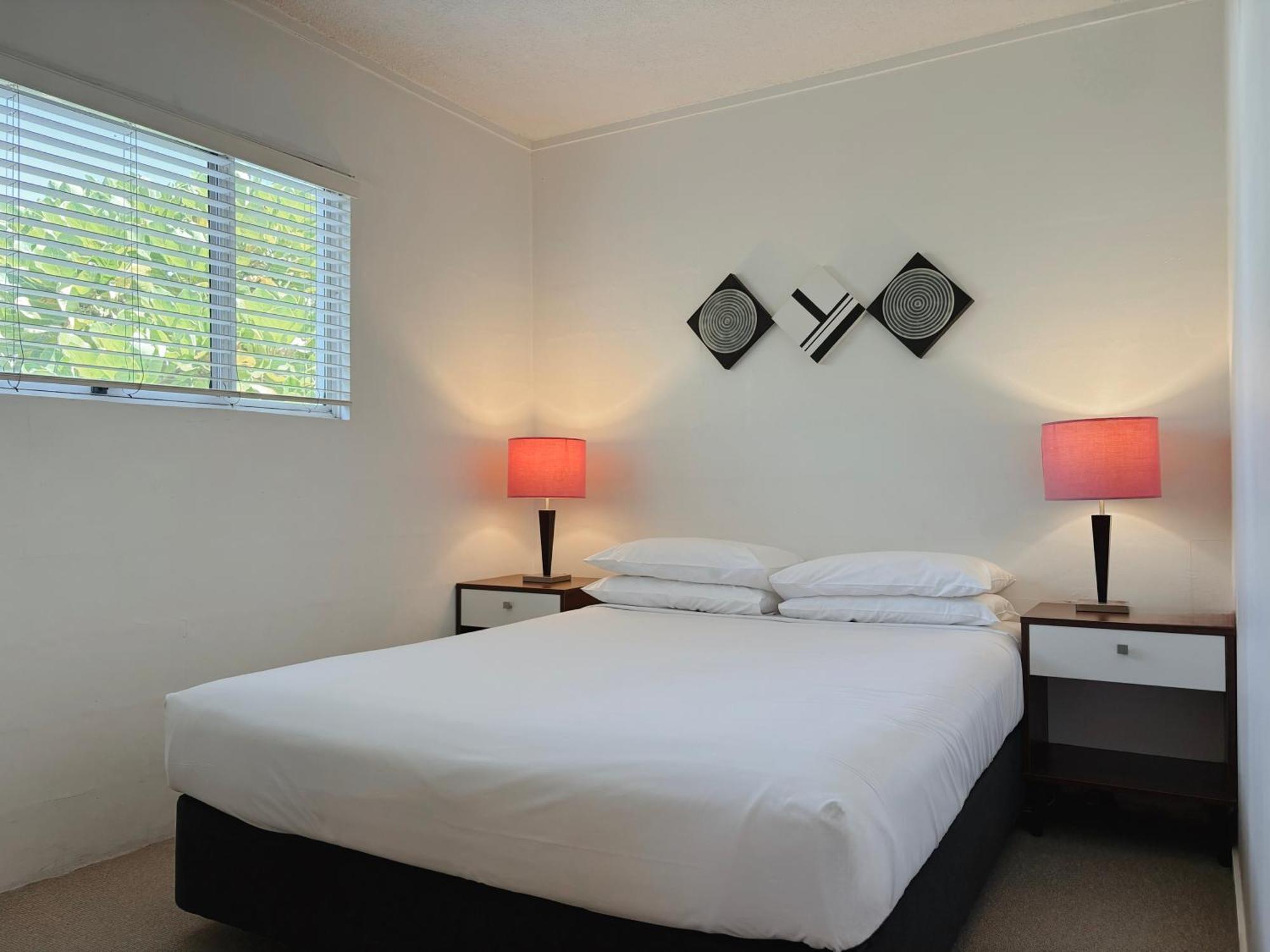 Mt Albert Motor Lodge Оукланд Екстериор снимка